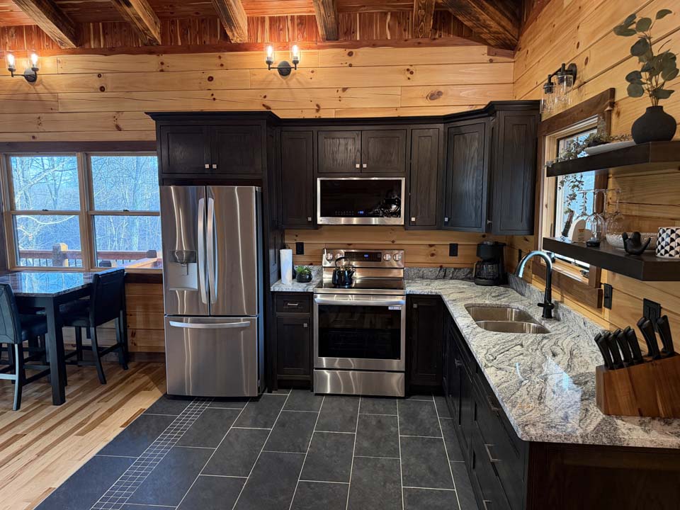Cloud 9 Treehouse living room