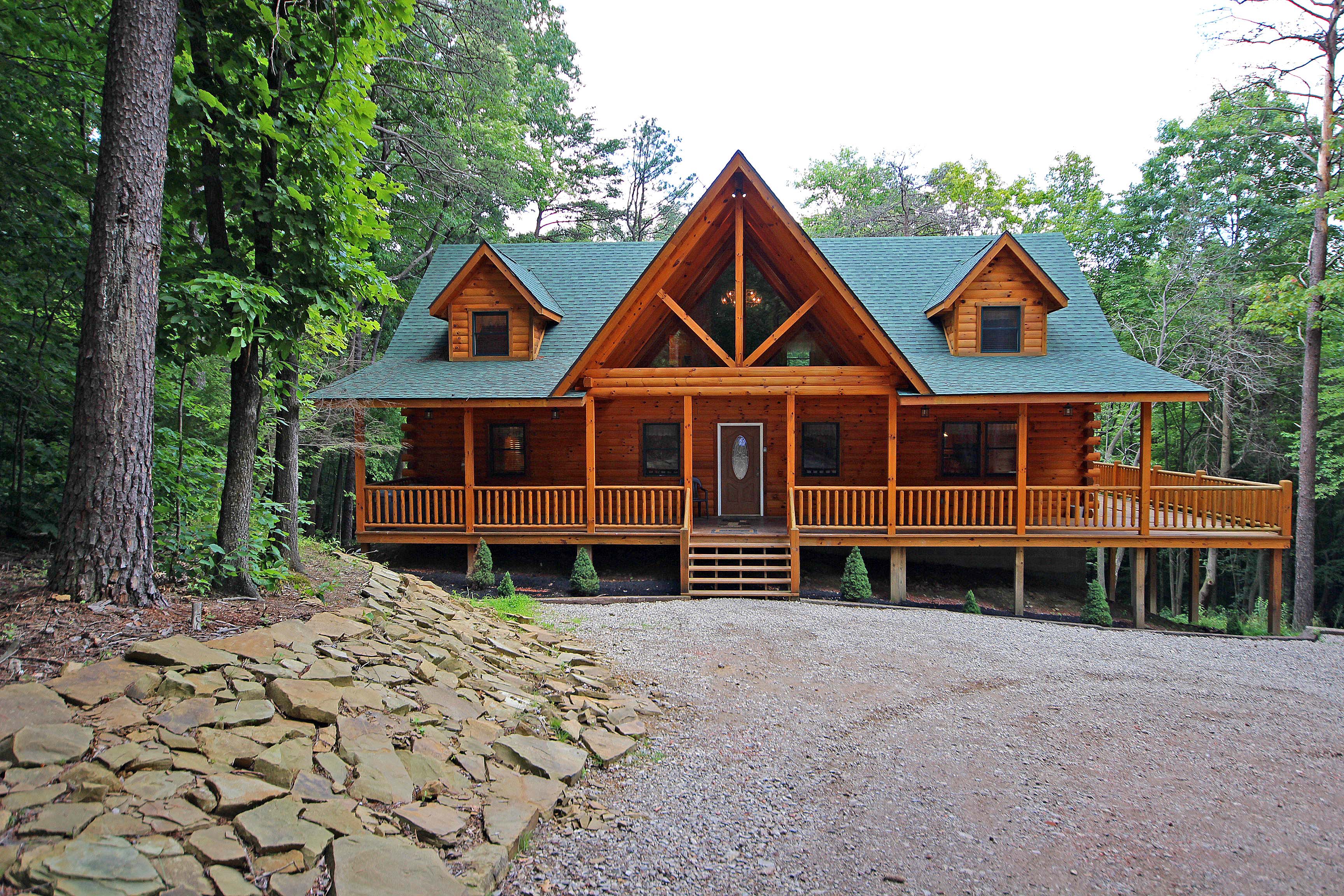 Grand Valley Lodge among the trees